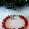 Bratara iubirii cu charm inima si coral rosu