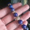 Bratara Lapis lazuli de calitate cu elemente placate aur 14K
